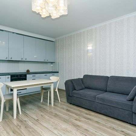 Лучшая Квартира В Броварах Brovary Luaran gambar