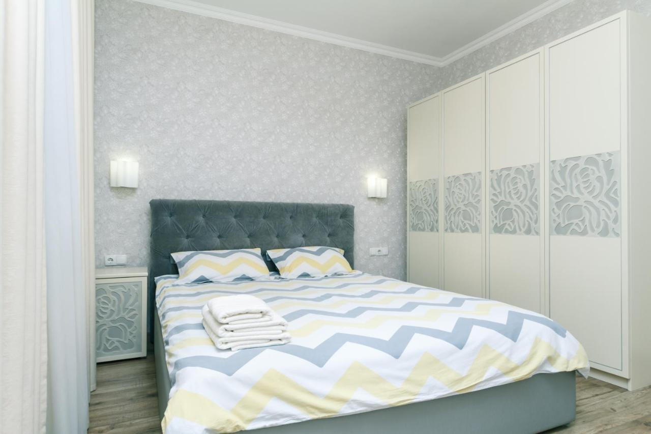 Лучшая Квартира В Броварах Brovary Luaran gambar