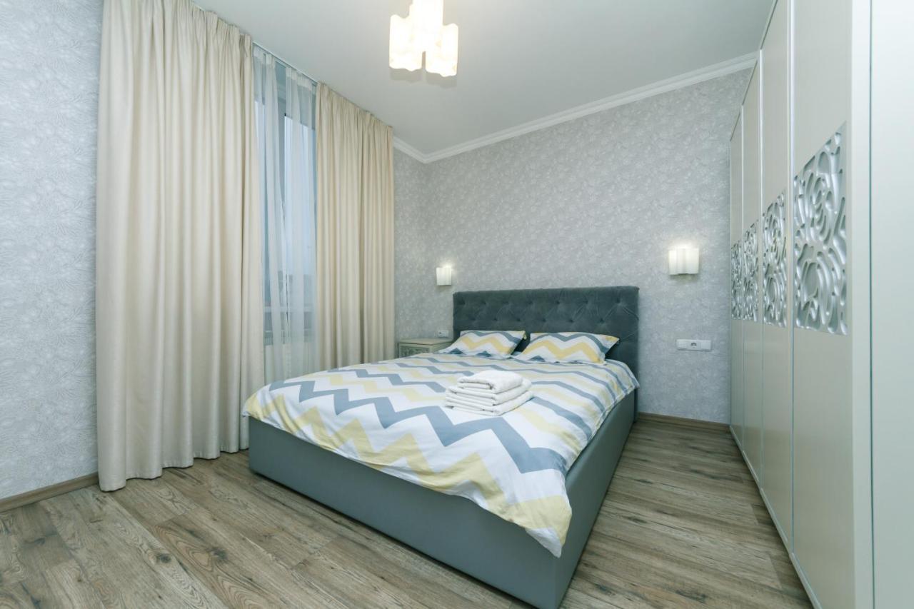 Лучшая Квартира В Броварах Brovary Luaran gambar